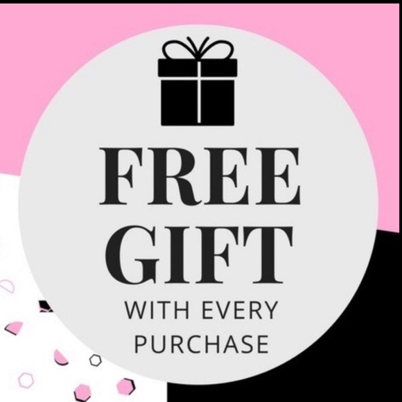 Summer blow out! 100% silk Magenta prom/formal gown - Picture 3 of 13